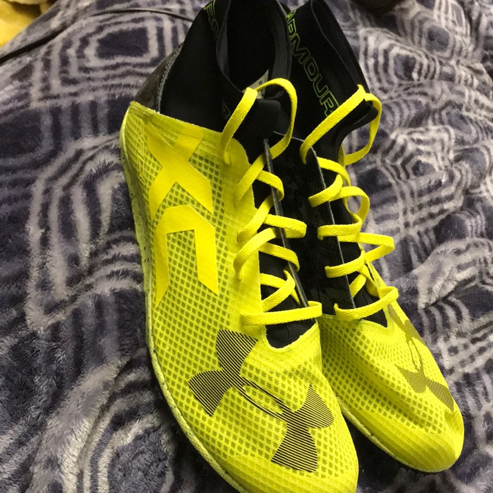 Track cleats